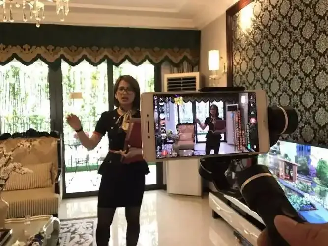 奶白直播app用户张先生评价头像